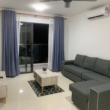 4A Icon Residence كُوالا تيرينغانو المظهر الخارجي الصورة