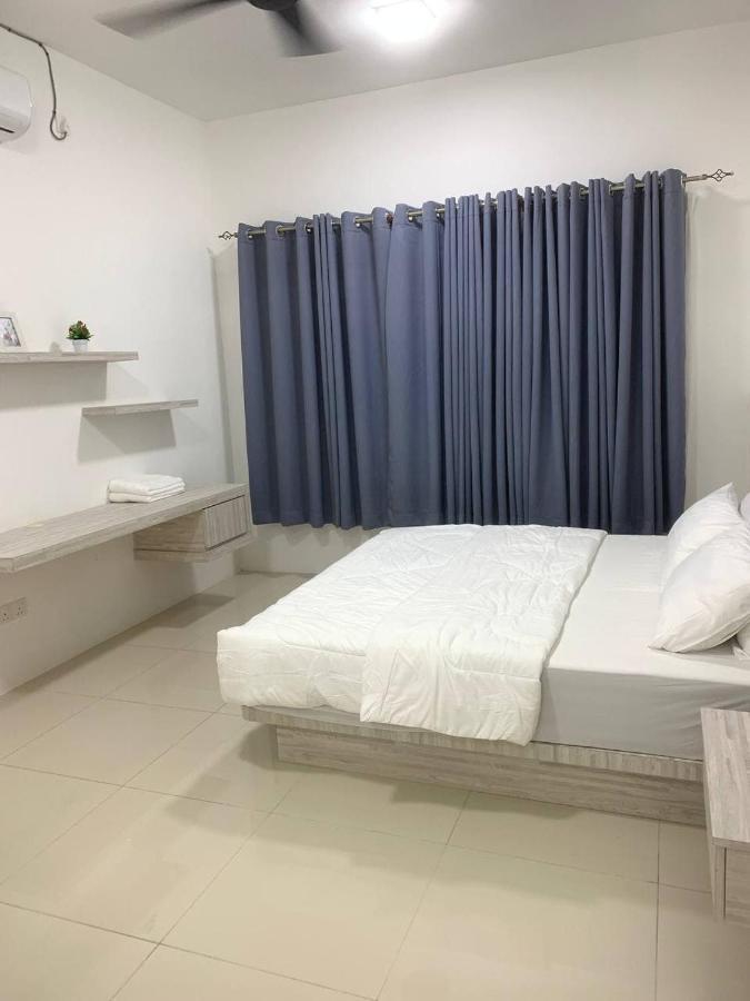 4A Icon Residence كُوالا تيرينغانو المظهر الخارجي الصورة