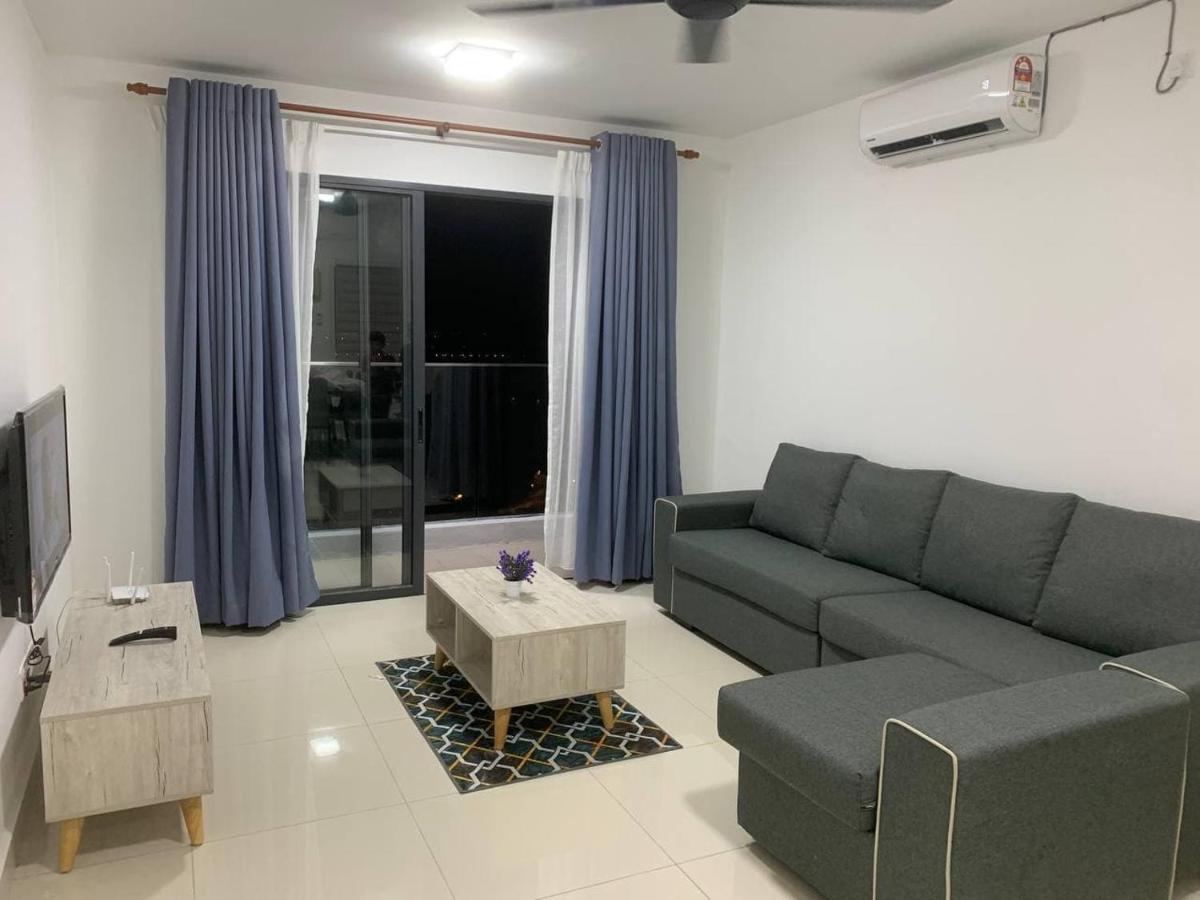 4A Icon Residence كُوالا تيرينغانو المظهر الخارجي الصورة