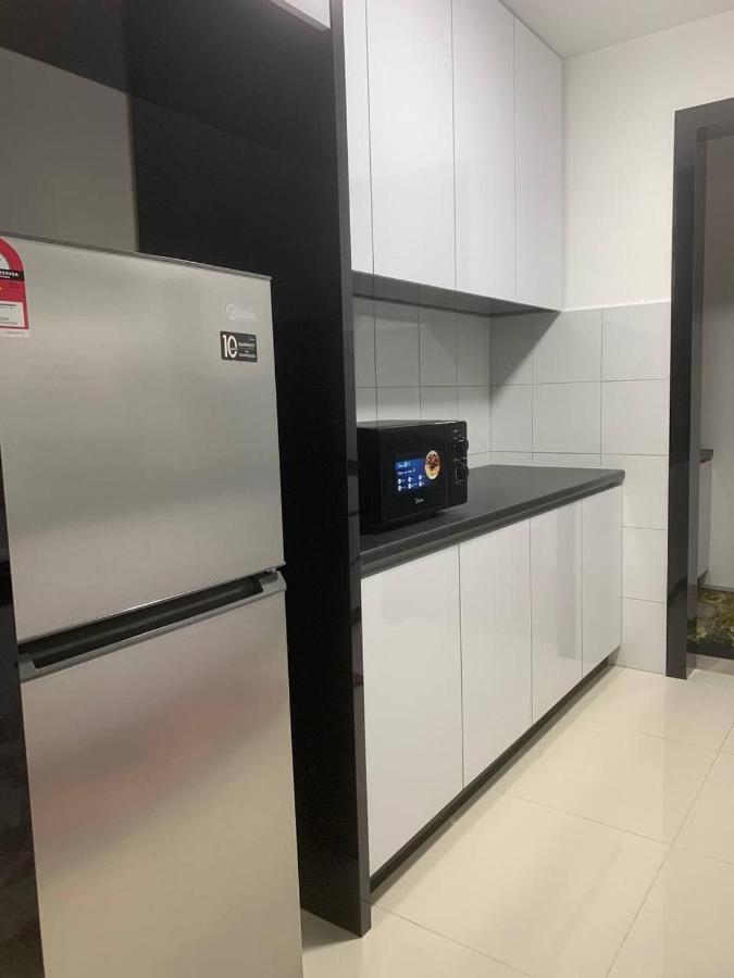 4A Icon Residence كُوالا تيرينغانو المظهر الخارجي الصورة